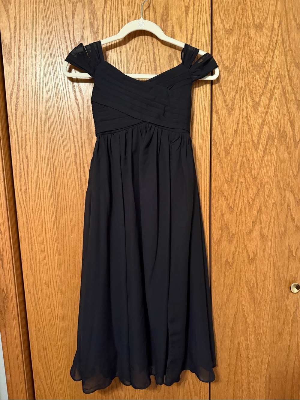 Junior Bridesmaid Girls Elegant Formal Black Off-Shoulder Evening Dress